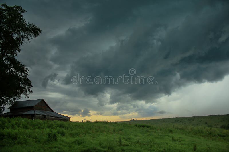 Stürmische Himmel lizenzfreies stockfoto Stürmische Himmel lizenzfreies stockfoto
