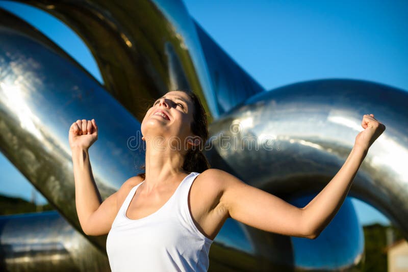 Succès extérieur de séance d'entraînement de forme physique photos libres de droits Succès extérieur de séance d'entraînement de forme physique photos libres de droits