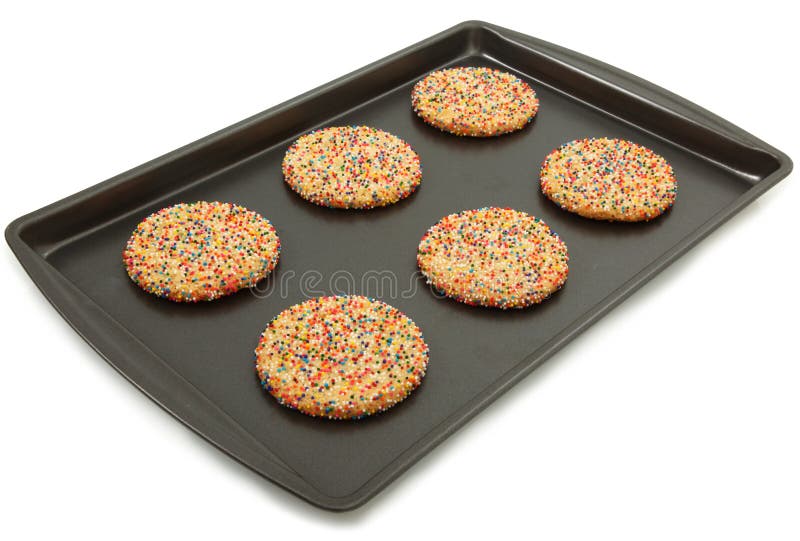 https://thumbs.dreamstime.com/b/sugar-cookies-baking-sheet-17330429.jpg