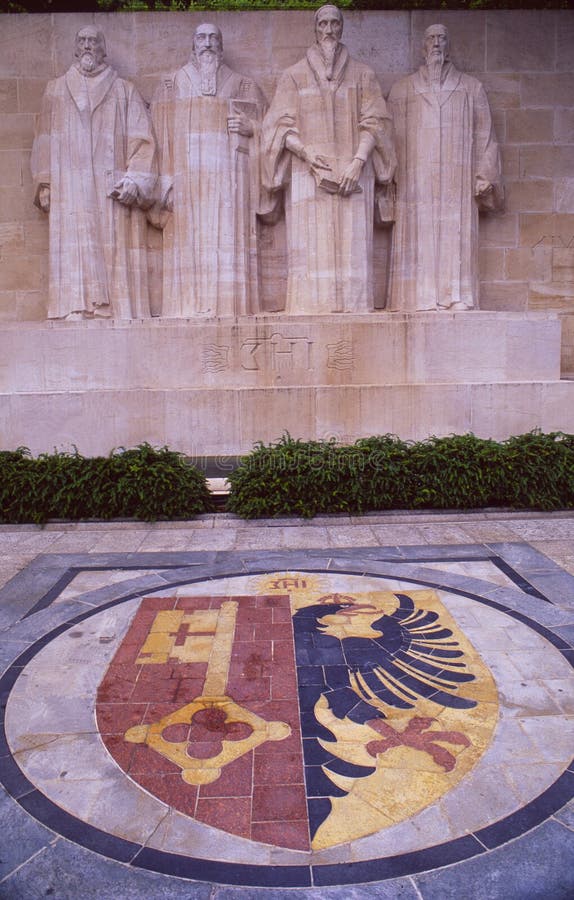 Suiza: La pared de la reforma en la ciudad de Ginebra imagenes de archivo Suiza: La pared de la reforma en la ciudad de Ginebra imagenes de archivo