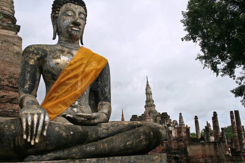 sukhothai för buddha guldsilver fotografering för bildbyråer sukhothai för buddha guldsilver fotografering för bildbyråer