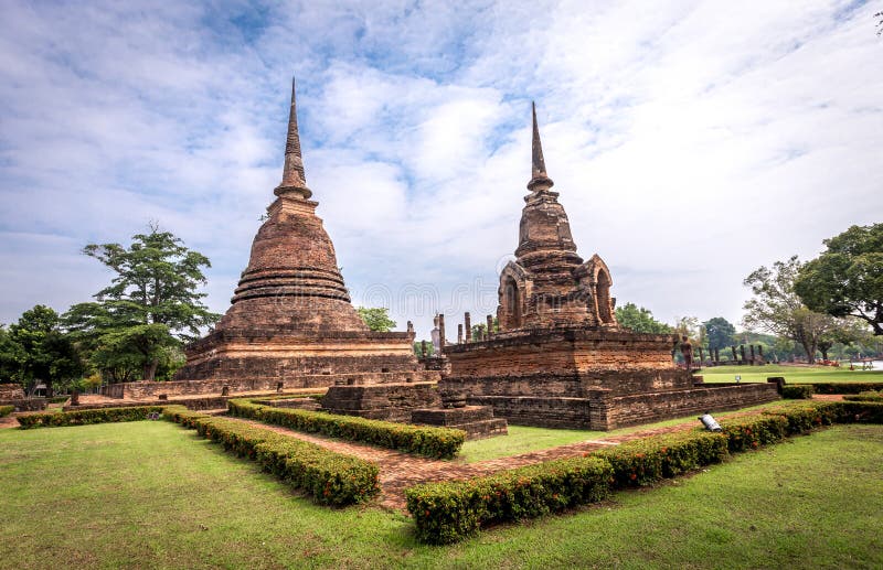 Sukhothai历史公园,泰国, Sa Sri寺庙的老镇 库存照片 Sukhothai历史公园,泰国, Sa Sri寺庙的老镇 库存照片