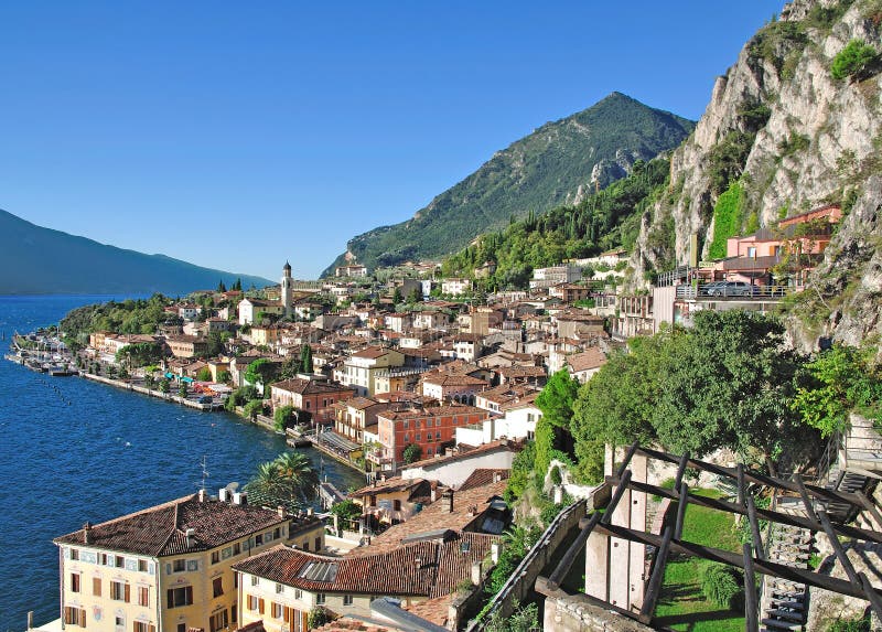 Limone sul Garda, lac de Garde photo libre de droits