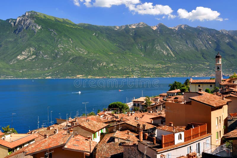 Limone sul Garda, Lac de Garde images libres de droits