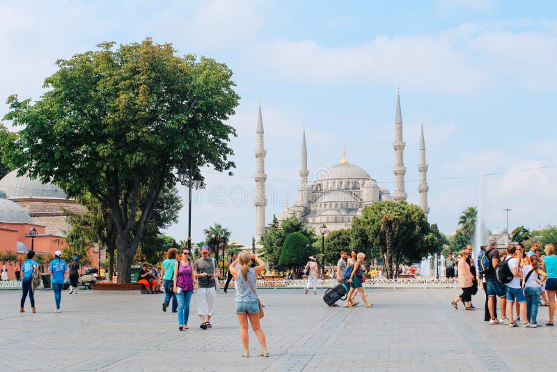 Sultan Ahmed Mosque Blue Mosque e parque em Istambul, Turquia foto de stock Sultan Ahmed Mosque Blue Mosque e parque em Istambul, Turquia foto de stock