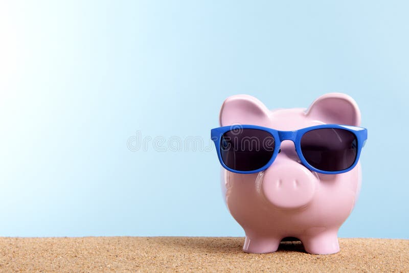 Summer holiday savings concept, travel money planning, Piggy bank on beach vacation, copy space