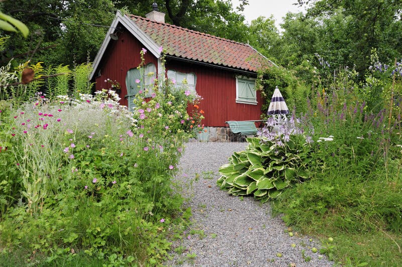 Summer house stock photo. Image of nature, outdoors, nordic 33606970