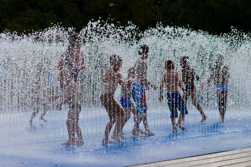 Summer in London - heat wave children playing
