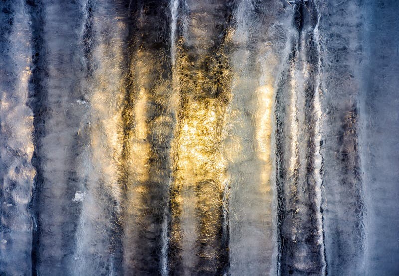 Sun behind the ice wall