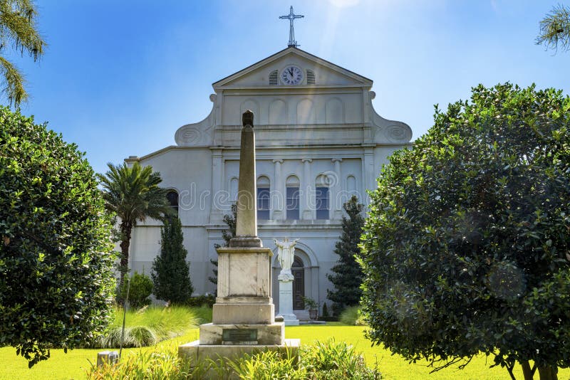 Rear Of St. Louis Cathedral, New Orleans Stock Photo - Image of white, statue: 18730742