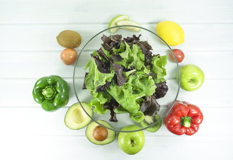 Sund hemlagad strikt vegetarianmat, vegetarian bantar, vitaminmellanmålet, mat och hälsobegreppet royaltyfria bilder