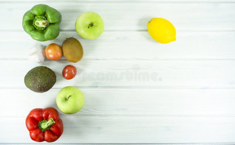 Sund hemlagad strikt vegetarianmat, vegetarian bantar, vitaminmellanmålet, mat och hälsobegreppet arkivfoto