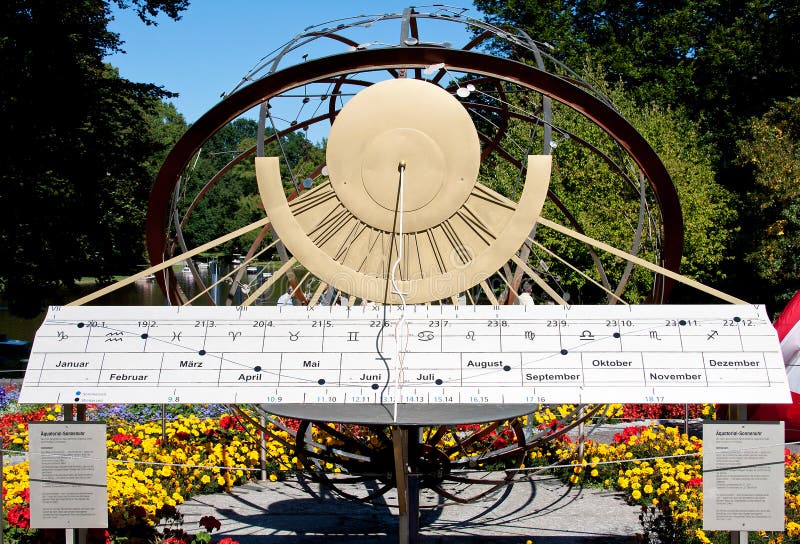 Sundial в зверинце, Карлсруэ, Германии стоковая фотография