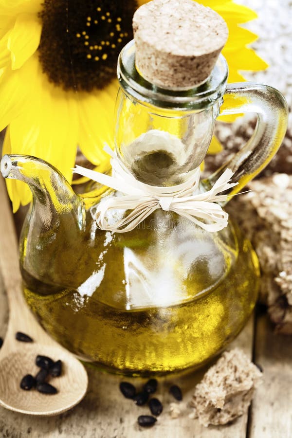 Sunflower Oil and Sunflower Stock Image Image of gourmet, ingredient