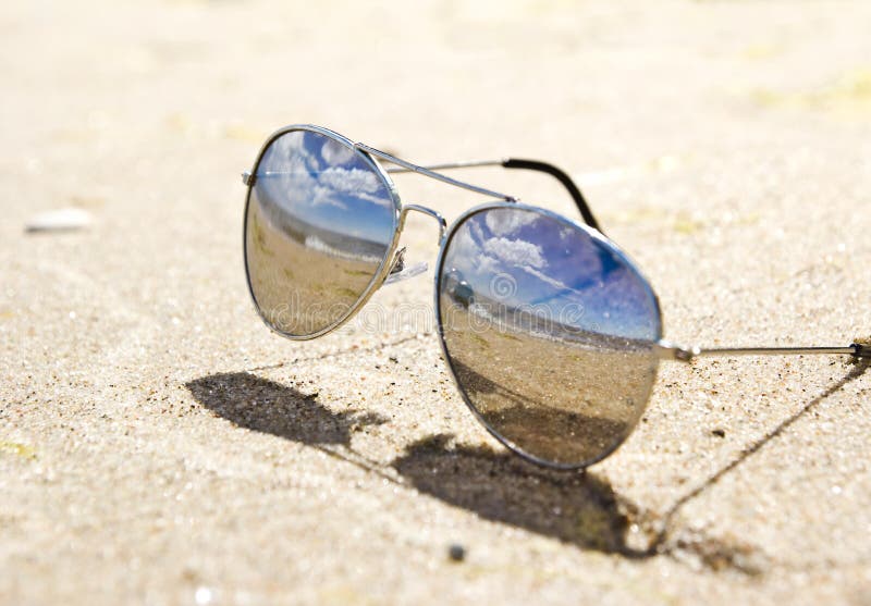 Sunglasses stock image. Image of eyes, lies, sunlight 49995527