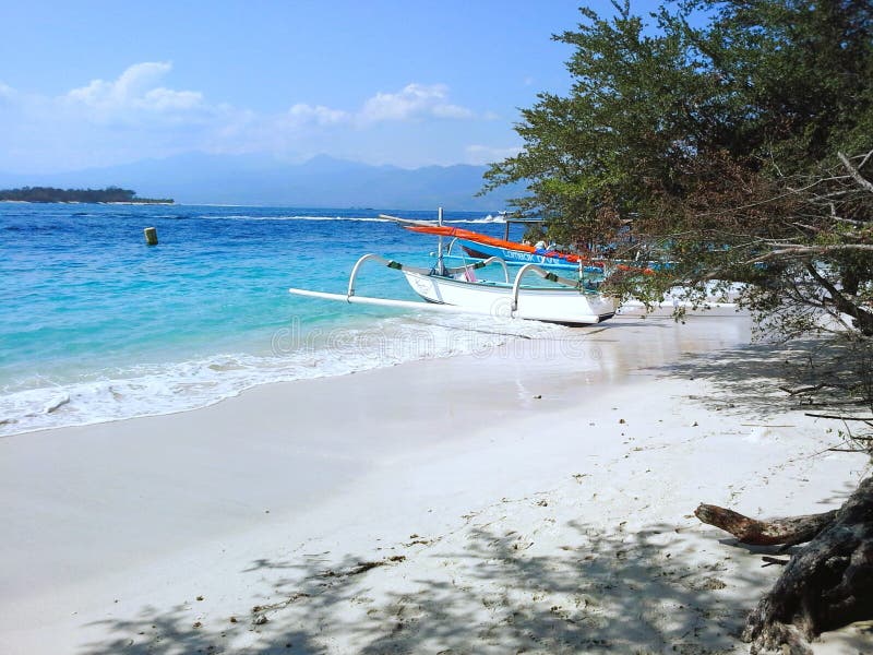 Gili Trawangan is an island that has beautiful white sandy beaches and clear blue sea.Located on the island of Lombok, West Nusa Tenggara, Indonesia. Gili Trawangan is an island that has beautiful white sandy beaches and clear blue sea.Located on the island of Lombok, West Nusa Tenggara, Indonesia