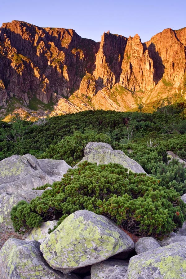 Sunny morning in the mountains