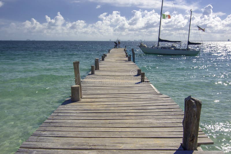 sailboat in mexican spanish