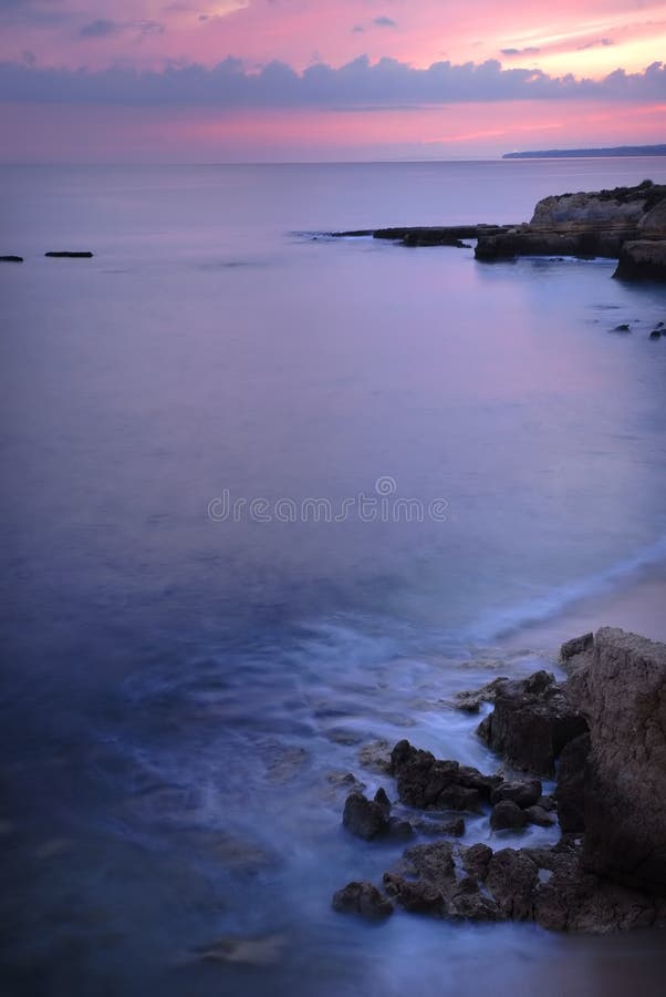 Atardecer sobre el el mar en,.