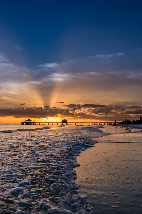  Sunset  on Fort  Myers  Beach  stock image Image of landscape 