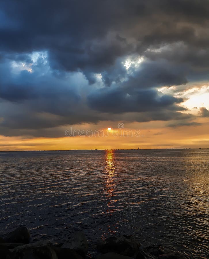 496 Manila Bay Sunset Stock Photos - Free & Royalty-Free Stock Photos ...