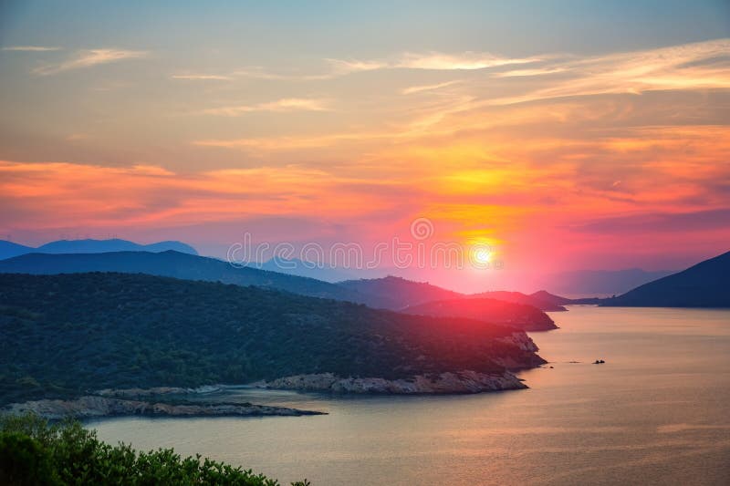Apus peste mare în Grecia vector illustration