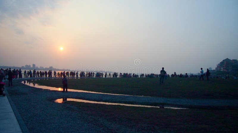 Sunsetting на shui Tamtshui Тайбэе dan, Тайване стоковые фото Sunsetting на shui Tamtshui Тайбэе dan, Тайване стоковые фото