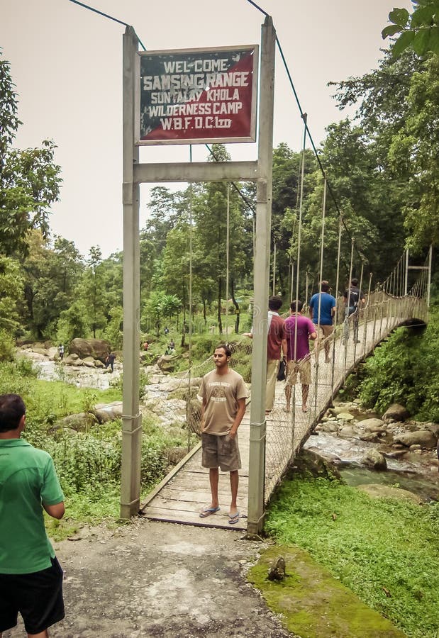 Suntalekhola Samsing most, Zachodni Bengalia, India, 1 2019 Maj: Lokalizować blisko Neora Dolinnego parka narodowego popularnego zdjęcia stock Suntalekhola Samsing most, Zachodni Bengalia, India, 1 2019 Maj: Lokalizować blisko Neora Dolinnego parka narodowego popularnego zdjęcia stock