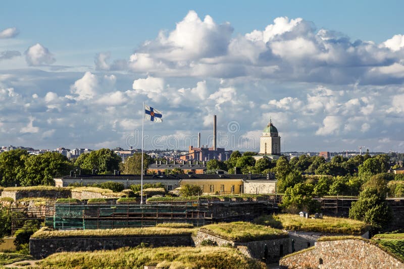 Suomenlinna-Seefestung auf den Inseln im Hafen von H lizenzfreies stockbild Suomenlinna-Seefestung auf den Inseln im Hafen von H lizenzfreies stockbild