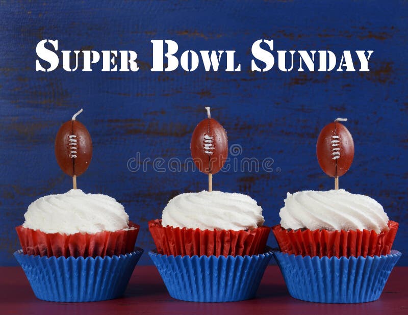 Super Bowl-kleine Kuchen mit Beispieltext