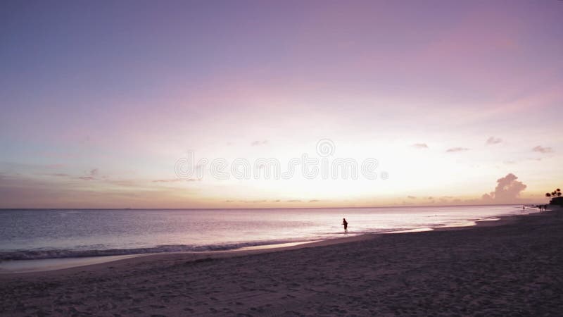 Superbe coucher de soleil coloré beauté sur caraïbes.