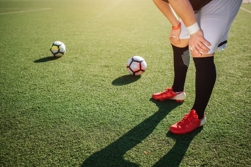 Fora de jogo por 9cm em que o frame utilizado a bola já saiu dos pés do  nosso jogador! : r/fcporto