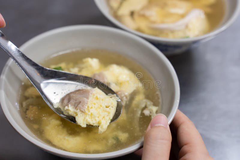 Supă delicioasă de măduvă de porc în Chanua Taiwan stock photo