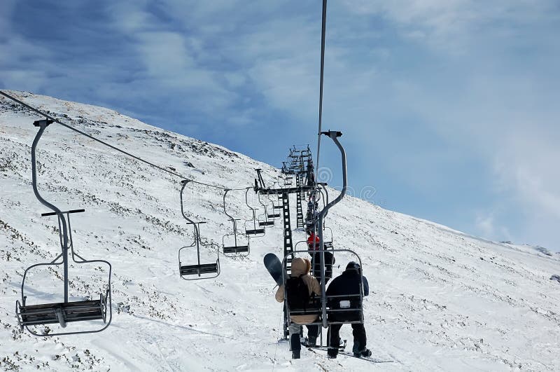 Sur le télésiège photos libres de droits