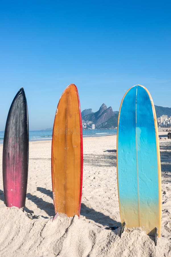 Surfboards na Ipanema plaży obraz royalty free Surfboards na Ipanema plaży obraz royalty free
