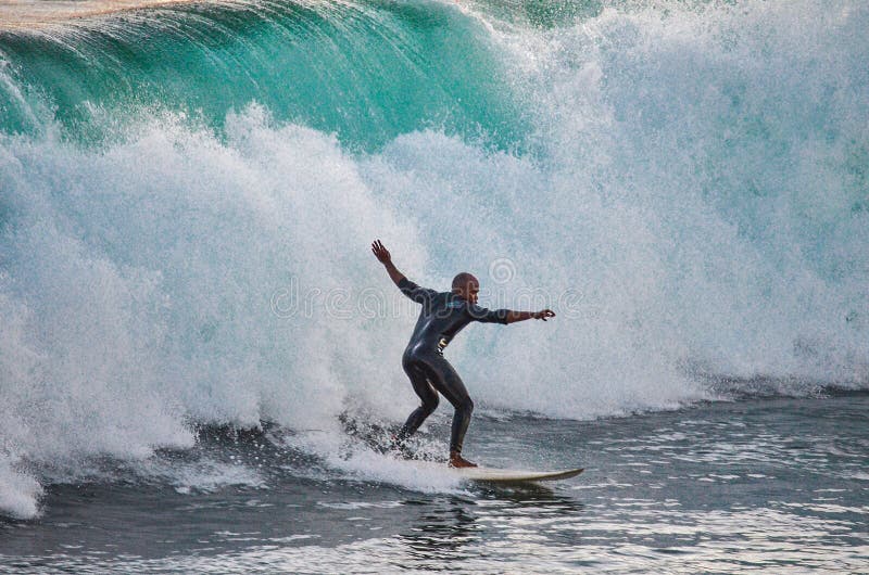 Surfer Riding a 10 Foot Wave Editorial Stock Photo Image of ocean, dusk 48123598
