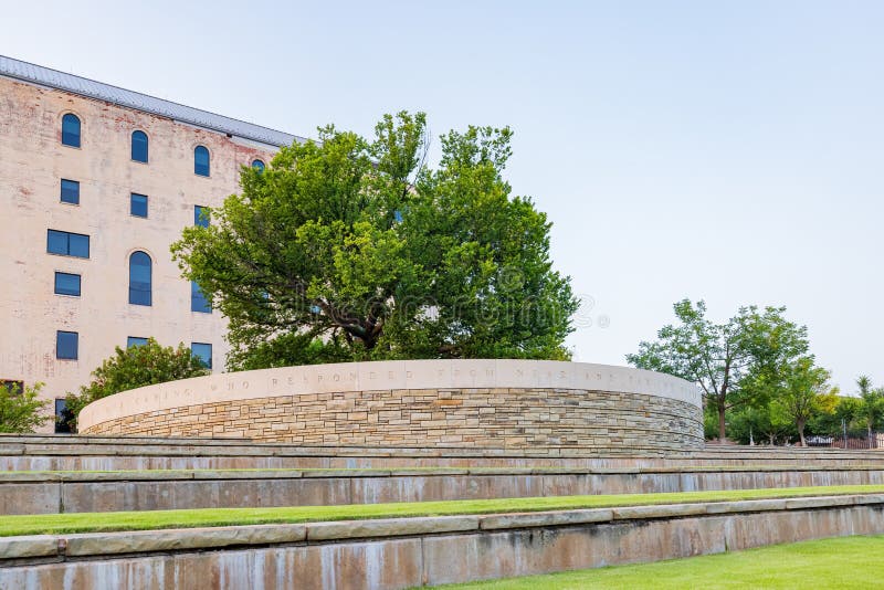 The Survivor Tree – Oklahoma City National Memorial & Museum