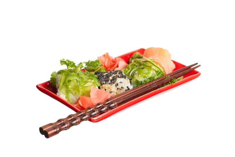 Sushi getrennt auf Weiß