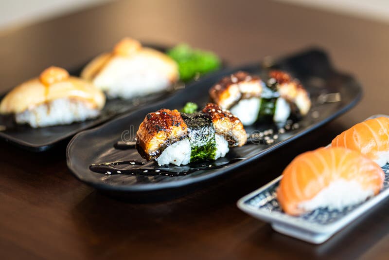 Sushi Premium unagi grill anguilla giapponese. immagini stock