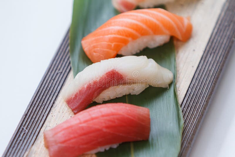 Sushi Set : Maguro Bluefin Tuna, Hamachi Yellowtail, Salmon.