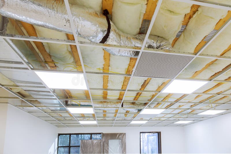 Suspended Ceiling Structure And Installation Of Ceiling