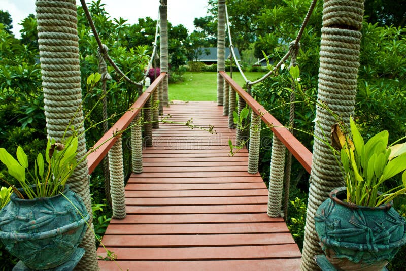 Suspension bridge