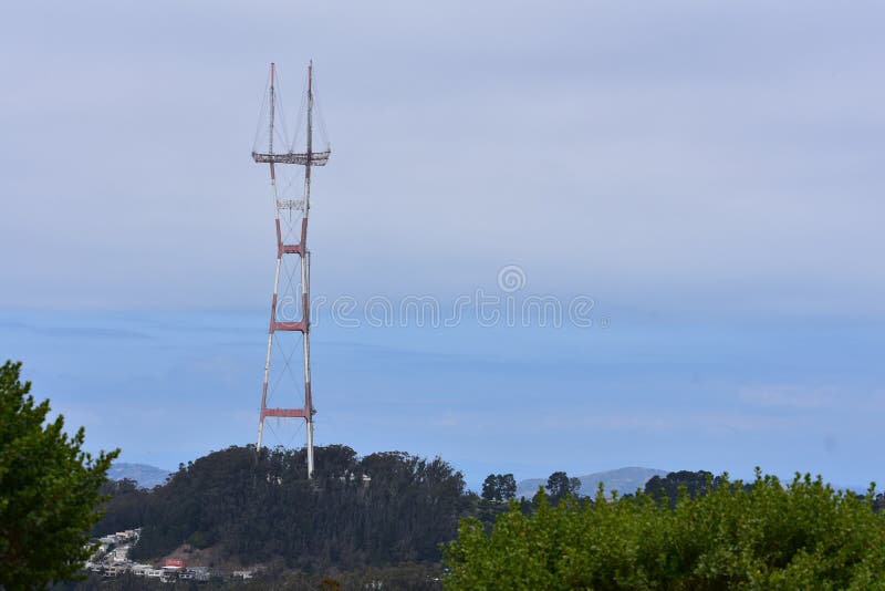 Sutrotoren zoals die van MT Davidson San Francisco, 8 wordt gezien stock foto Sutrotoren zoals die van MT Davidson San Francisco, 8 wordt gezien stock foto