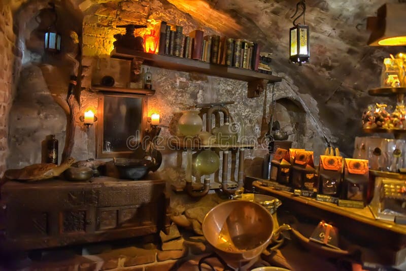 Interiör café Black Magic royaltyfri foto