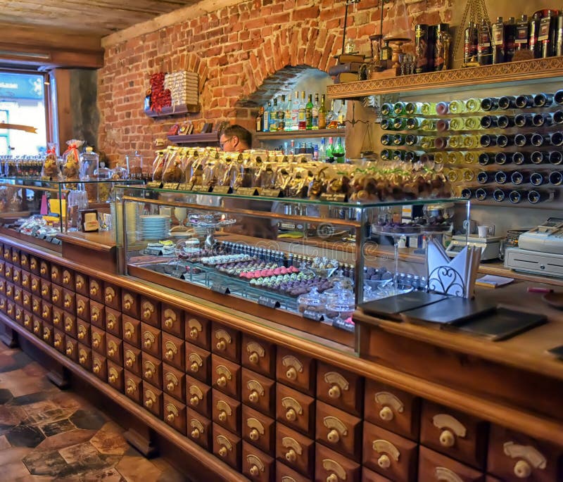 Interiör café Black Magic royaltyfri fotografi