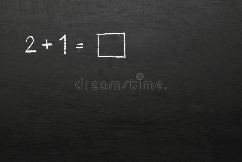 Svart tavla med matematikproblem Nummer och matematiska symboler u royaltyfri foto Svart tavla med matematikproblem Nummer och matematiska symboler u royaltyfri foto