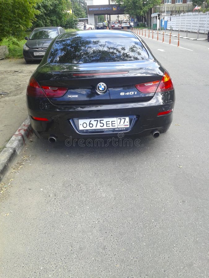 Svarta BMW 640i royaltyfria bilder Svarta BMW 640i royaltyfria bilder