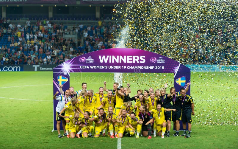 vaskepulver Forbandet Klasseværelse Sweden Soccer National Team European Champions Editorial Photo - Image of  winning, squad: 57195446
