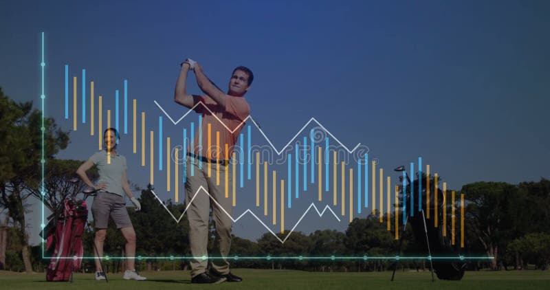 Swinging Golf Club Golfer mit Animationsdaten Overlay auf grünem Platz stock video footage