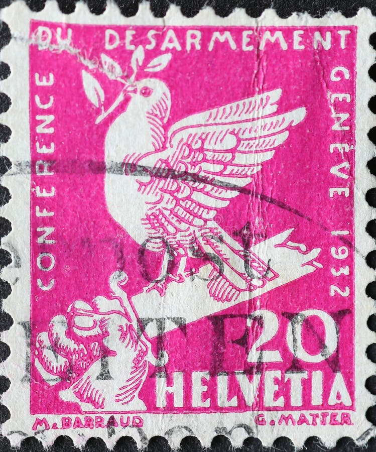LPSD98 Design Stamp 6mm Peace Dove 